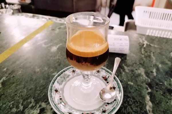 カフェ