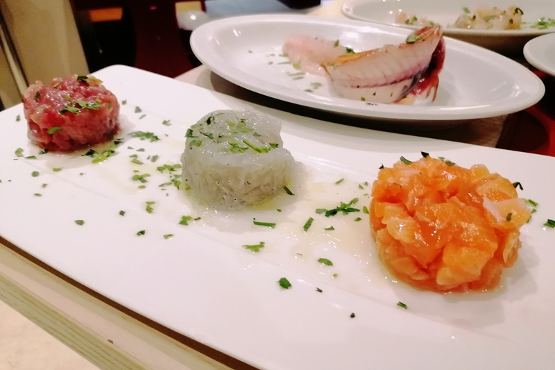 【Le Tre Bocche】新鮮な魚介が魅力のモダンなカターニアのレストラン