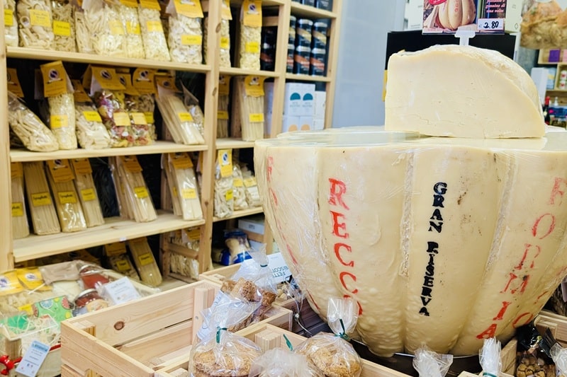 【Campania Mia】カンパニア州の特産品を扱う自然派ショップ